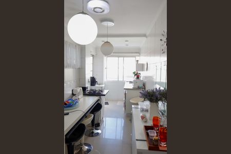 Apartamento à venda com 85m², 2 quartos e 1 vagaCozinha