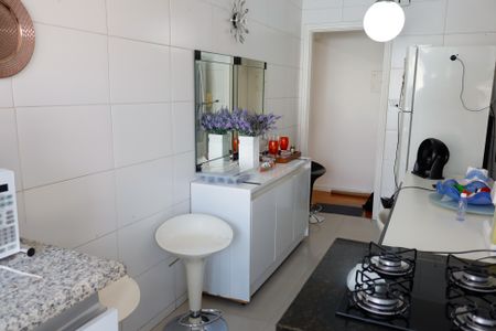 Apartamento à venda com 85m², 2 quartos e 1 vagaCozinha