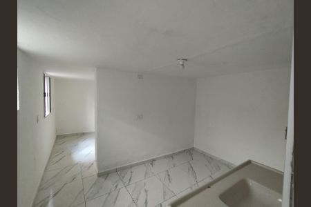 Casa para alugar com 40m², 1 quarto e sem vaga Casa para alugar com 40m², 1 quarto e sem vagaCozinha - Torneira