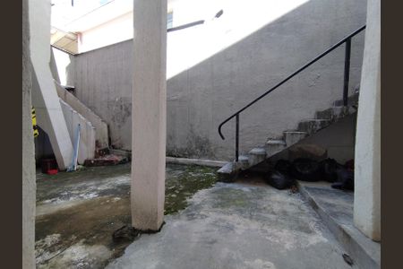 Casa para alugar com 40m², 1 quarto e sem vaga Casa para alugar com 40m², 1 quarto e sem vagaQuintal