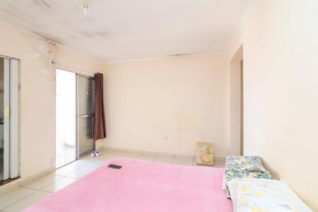 Casa à venda com 210m², 3 quartos e 2 vagasQuarto 1 - Suíte