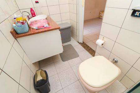 Casa à venda com 210m², 3 quartos e 2 vagasBanheiro da Suíte