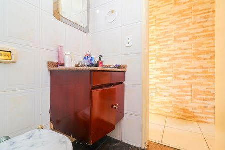 Casa à venda com 210m², 3 quartos e 2 vagasBanheiro Social