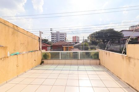 Casa à venda com 210m², 3 quartos e 2 vagasSacada do Quarto 2