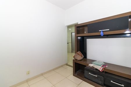 Sala de apartamento para alugar com 2 quartos, 80m² em Bento Ribeiro, Rio de Janeiro