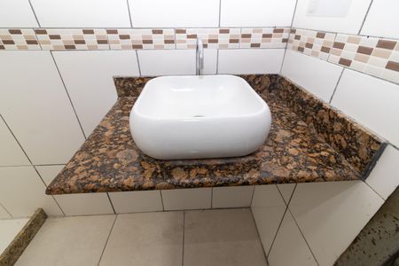 Apartamento para alugar com 80m², 2 quartos e sem vagaBanheiro