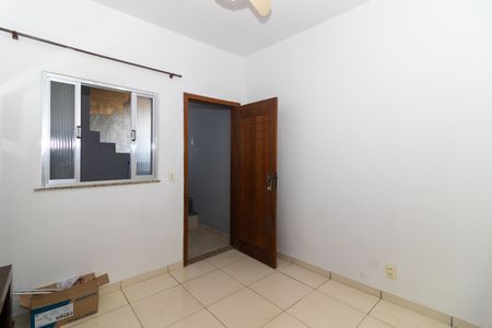 Sala de apartamento para alugar com 2 quartos, 80m² em Bento Ribeiro, Rio de Janeiro