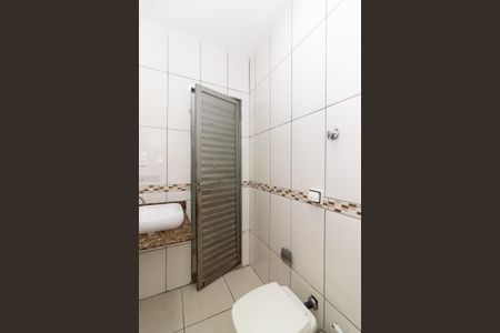 Apartamento para alugar com 80m², 2 quartos e sem vagaBanheiro