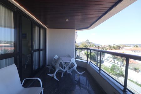 Apartamento para alugar com 180m², 3 quartos e 2 vagasVaranda