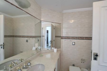 Apartamento para alugar com 180m², 3 quartos e 2 vagasBanheiro Suíte