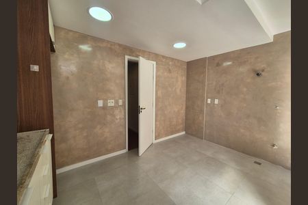 Casa de condomínio à venda com 200m², 3 quartos e 2 vagas