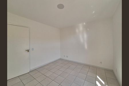 Casa de condomínio à venda com 200m², 3 quartos e 2 vagas