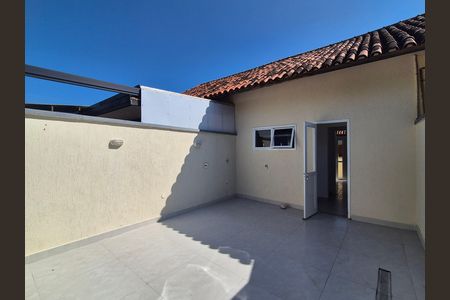 Casa de condomínio à venda com 200m², 3 quartos e 2 vagas