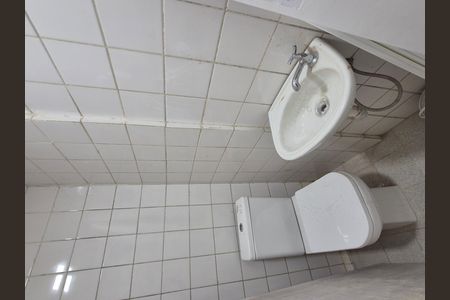 Casa de condomínio à venda com 200m², 3 quartos e 2 vagas