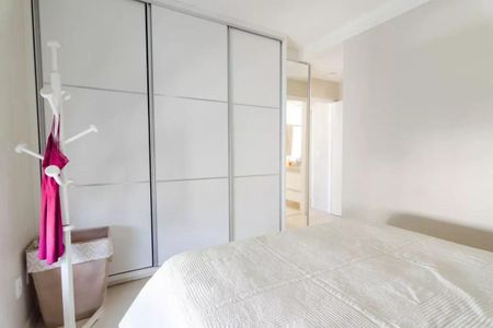 Apartamento à venda com 105m², 3 quartos e 2 vagasQuarto