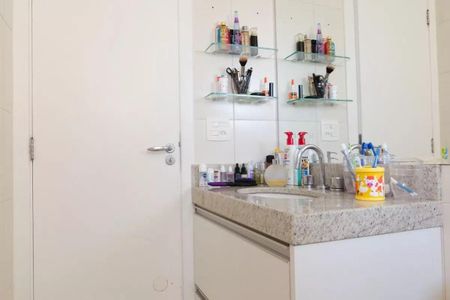 Apartamento à venda com 105m², 3 quartos e 2 vagasBanheiro