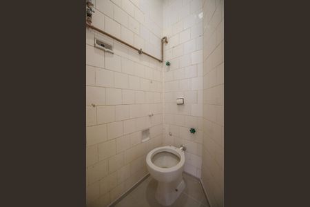 Apartamento para alugar com 110m², 4 quartos e sem vagaBanheiro de Serviço