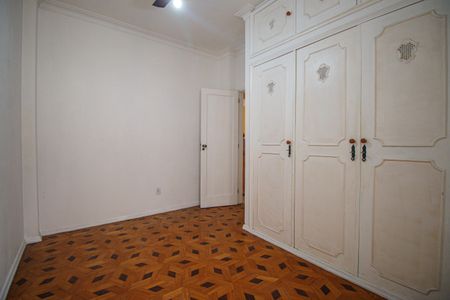 Apartamento para alugar com 110m², 4 quartos e sem vagaQuarto 3