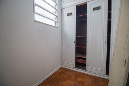 Apartamento para alugar com 110m², 4 quartos e sem vagaQuarto de Serviço