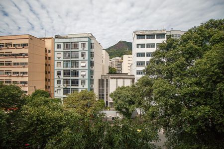 Apartamento para alugar com 110m², 4 quartos e sem vagaQuarto 2 Vista