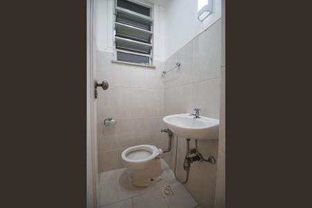 Apartamento para alugar com 110m², 4 quartos e sem vagaBanheiro