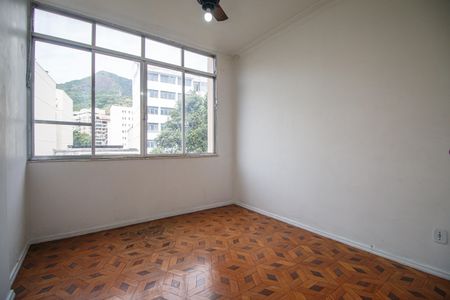 Apartamento para alugar com 110m², 4 quartos e sem vagaQuarto 2