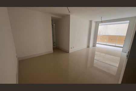 Apartamento para alugar com 83m², 2 quartos e 1 vagaSala