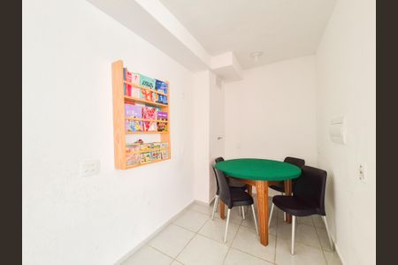 Apartamento para alugar com 35m², 2 quartos e sem vaga Apartamento para alugar com 35m², 2 quartos e sem vagaSala de Jogos