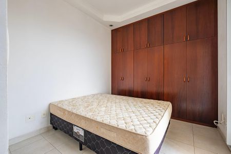 Apartamento para alugar com 68m², 2 quartos e 1 vagaSuíte