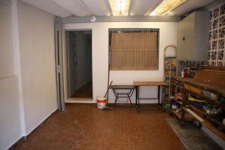 Casa à venda com 73m², 2 quartos e 1 vagaGaragem