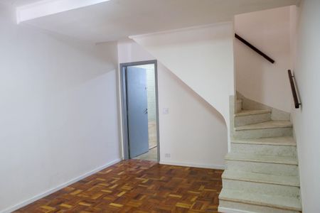 Sala de casa à venda com 2 quartos, 73m² em Jardim Rizzo, São Paulo