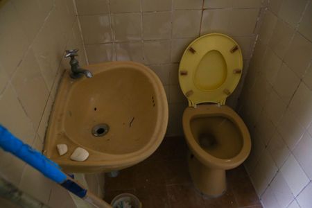 Casa à venda com 73m², 2 quartos e 1 vagaEdícula - Banheiro