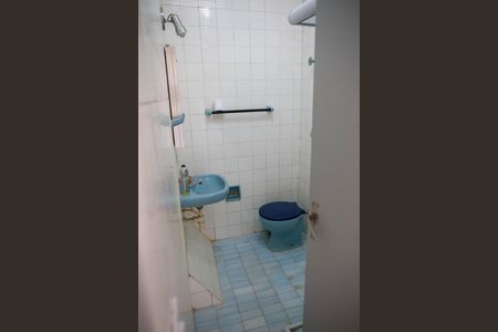 Casa à venda com 73m², 2 quartos e 1 vagaBanheiro