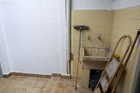 Casa à venda com 73m², 2 quartos e 1 vagaÁrea de Serviço