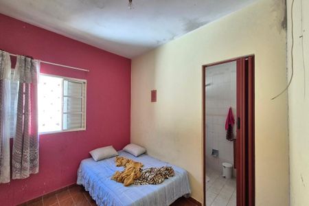 Casa à venda com 250m², 4 quartos e 1 vaga Casa à venda com 250m², 4 quartos e 1 vagaQuarto 4 - Suíte