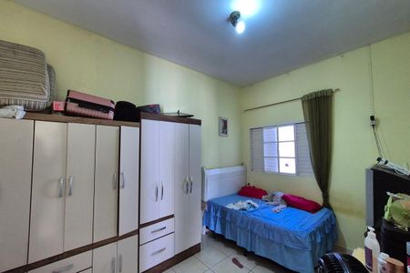 Casa à venda com 250m², 4 quartos e 1 vaga Casa à venda com 250m², 4 quartos e 1 vagaQuarto 2