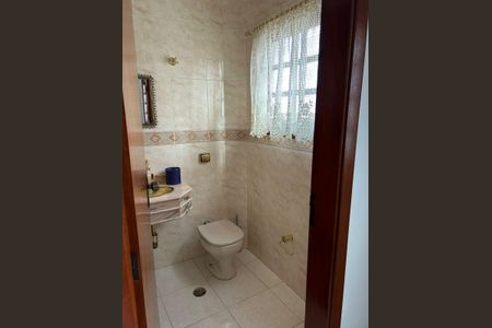 Casa para alugar com 214m², 3 quartos e 5 vagas Casa para alugar com 214m², 3 quartos e 5 vagasBanheiro