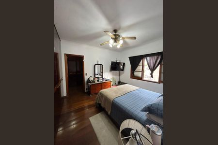 Casa para alugar com 214m², 3 quartos e 5 vagas Casa para alugar com 214m², 3 quartos e 5 vagasQuarto