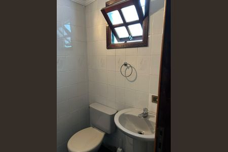 Casa para alugar com 214m², 3 quartos e 5 vagas Casa para alugar com 214m², 3 quartos e 5 vagasBanheiro