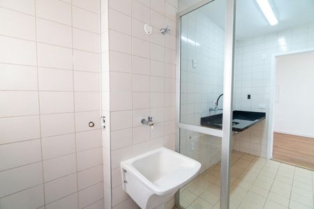 Apartamento à venda com 63m², 2 quartos e 1 vaga Apartamento à venda com 63m², 2 quartos e 1 vagaLavanderia