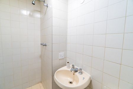 Apartamento à venda com 63m², 2 quartos e 1 vaga Apartamento à venda com 63m², 2 quartos e 1 vagaBanheiro Social