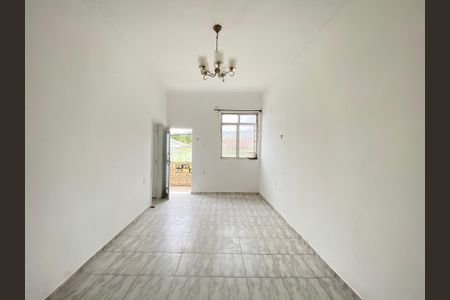 Casa para alugar com 120m², 1 quarto e sem vaga