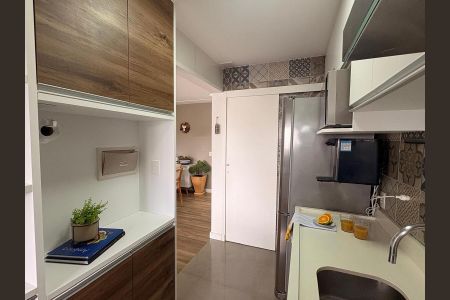 Apartamento à venda com 90m², 3 quartos e 2 vagasCozinha