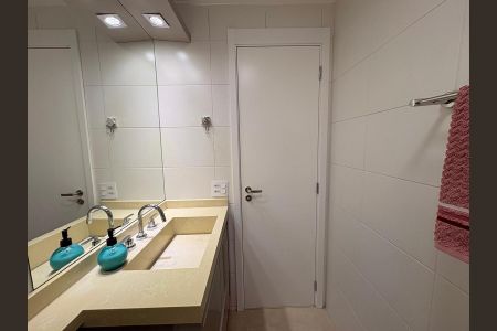 Apartamento à venda com 90m², 3 quartos e 2 vagasBanheiro