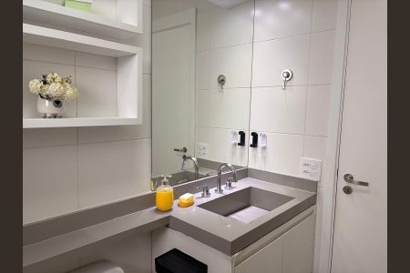 Apartamento à venda com 90m², 3 quartos e 2 vagasBanheiro