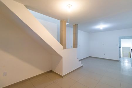 Casa à venda com 114m², 4 quartos e 2 vagas