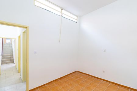 Casa à venda com 114m², 4 quartos e 2 vagas
