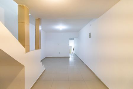 Casa à venda com 4 quartos, 114m² em Jardim Olinda, São Paulo