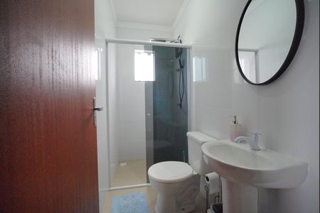 Casa de condomínio para alugar com 100m², 3 quartos e 2 vagasBanheiro da Suíte