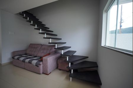 Casa de condomínio para alugar com 100m², 3 quartos e 2 vagasSala